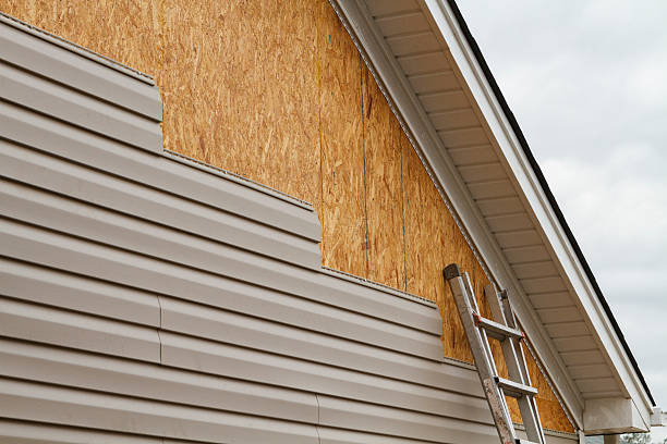 24/7 Emergency Storm Damage Siding Repair experts in Bennett, NC